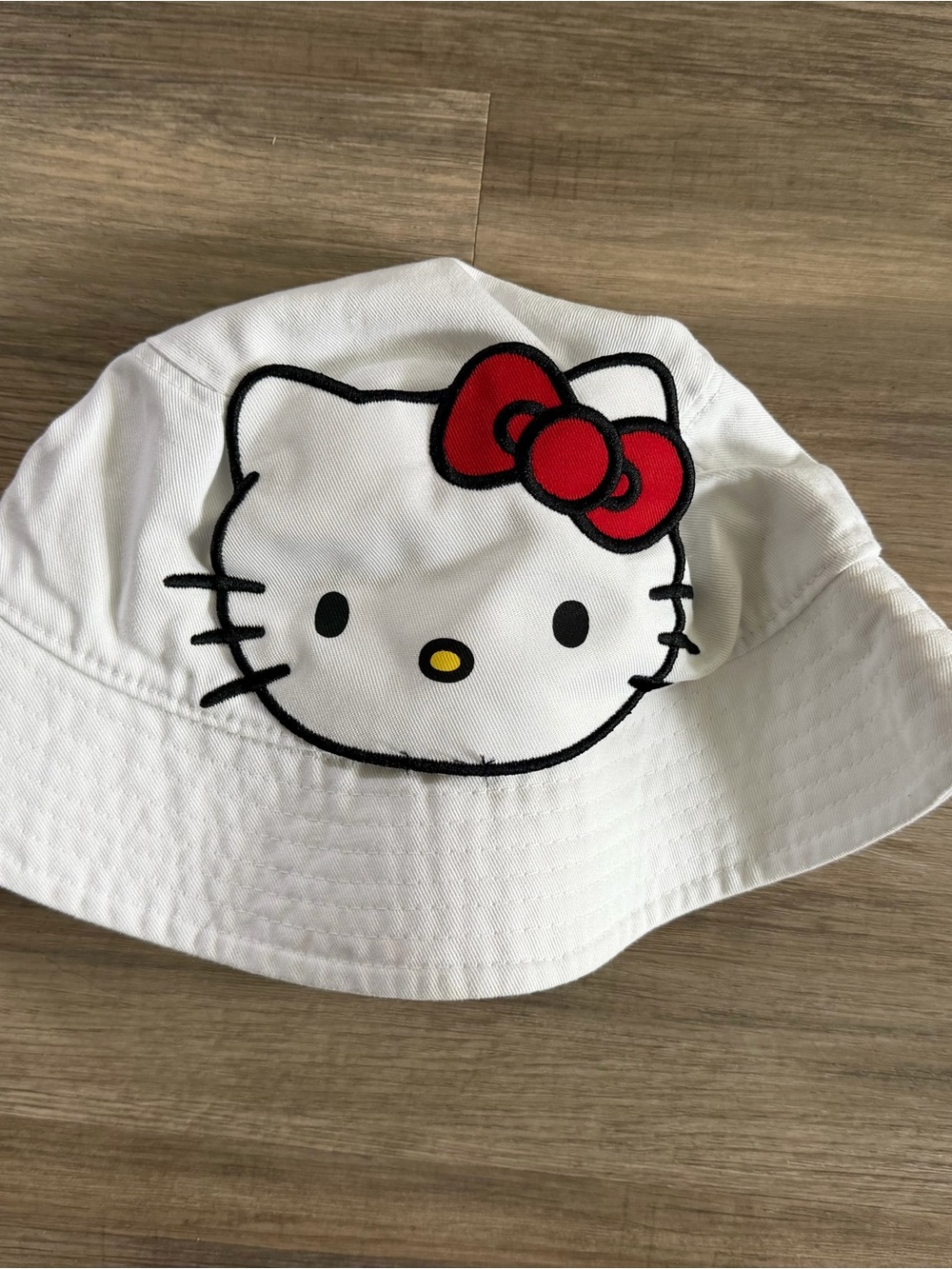 Hello Kitty White Bucket Hat with Red Bow Accent
